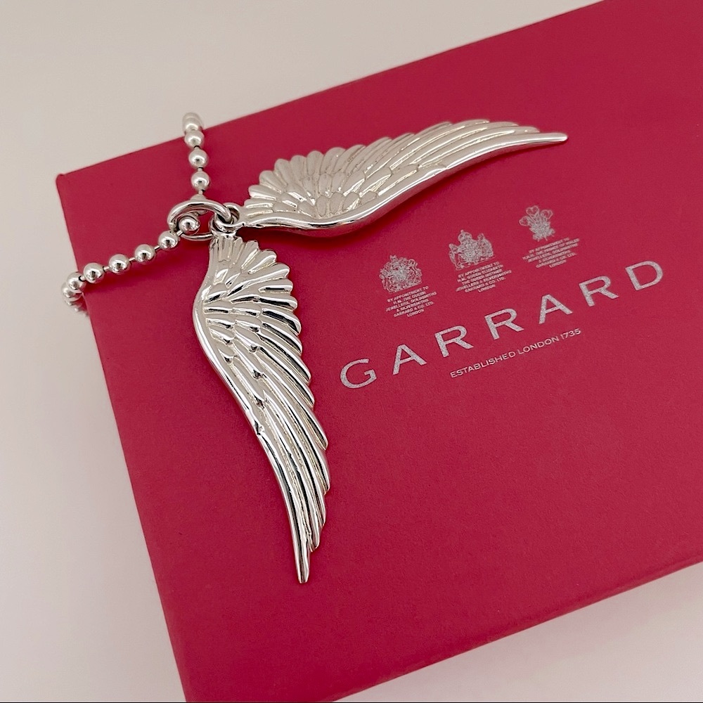 ✨𝙷𝚘𝚜𝚝 𝙿𝚒𝚌𝚔✨ GARRARD Silver Wing Double Pendants Necklace